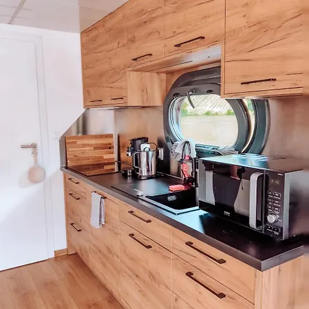 船屋 Lilly Hausboot